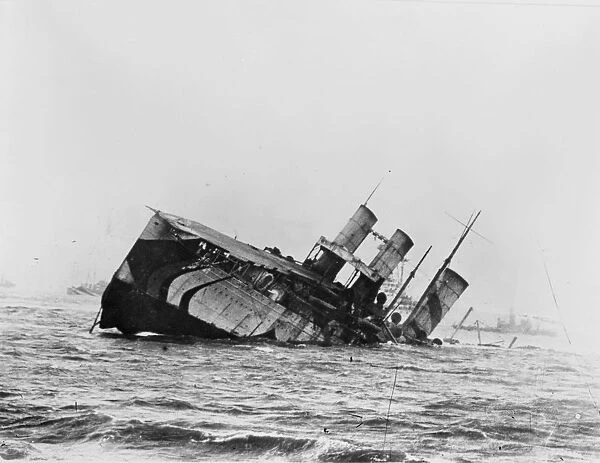 Shipwreck. 5th November 1918: The former Cunard liner Campania sinks in