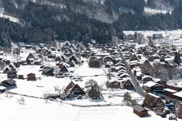 Framed Print : Shirakawa-go Framed Print : Shirakawa-go
