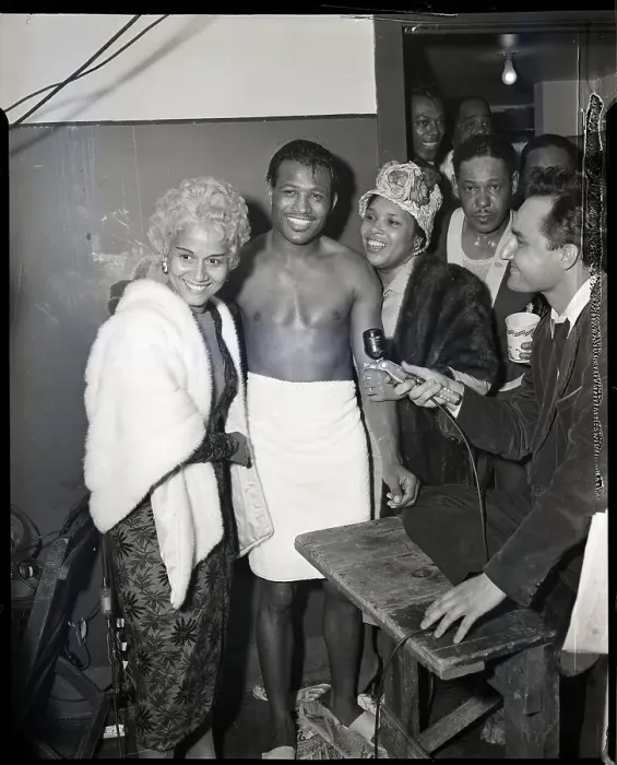 Framed Print : Shirtless Ray Robinson with Wife and Sister Framed Print : Shirtless Ray Robinson with Wife and Sister