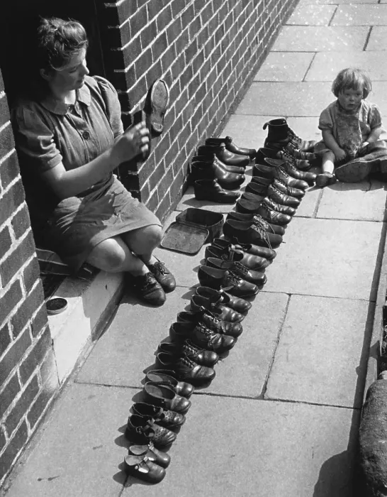 Framed Print : Shoeshine Line