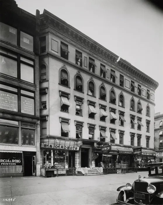 Framed Print : Shops In New York Framed Print : Shops In New York