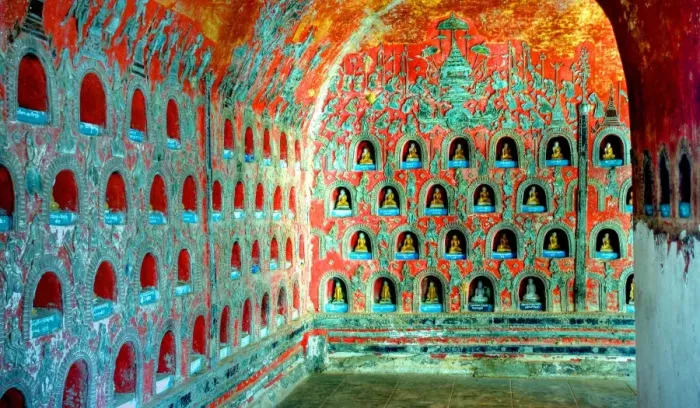 Framed Print : Shwe Yan Pyay Monastery near the famous Inle lake