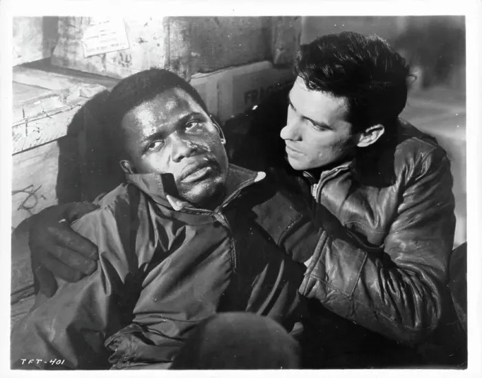 Framed Print : Sidney Poitier And John Cassavetes In Edge Of The City Framed Print : Sidney Poitier And John Cassavetes In Edge Of The City