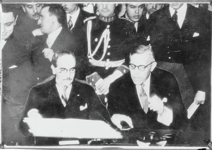 Framed Print : Signing of Bolivia-Paraguay Treaty Framed Print : Signing of Bolivia-Paraguay Treaty