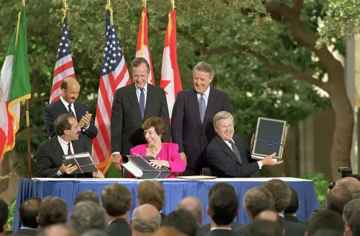 Framed Print : Signing of Nafta Framed Print : Signing of Nafta