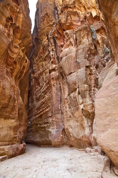 The Siiq, path to Petra