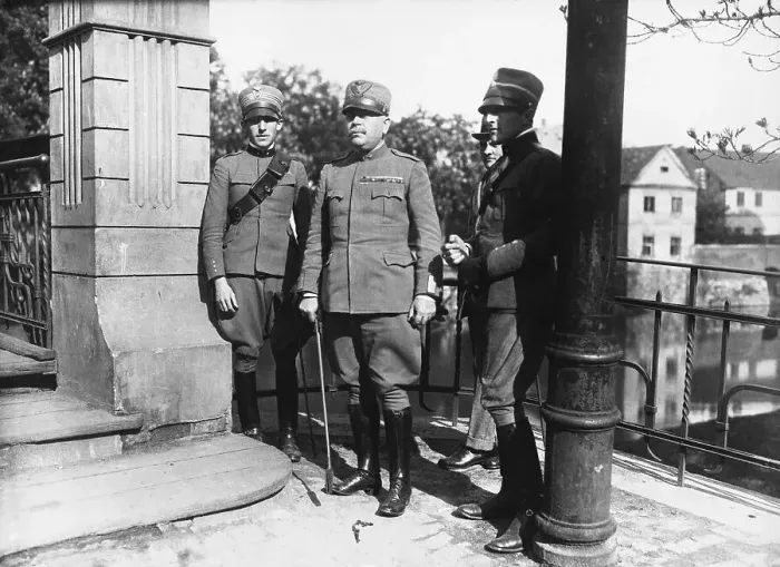 Framed Print : Silesian Commander Conversing with Troops Framed Print : Silesian Commander Conversing with Troops