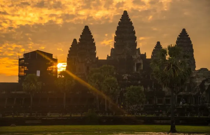 Framed Print : The silhouette of Angkor Wat before sunrise in Siem Reap province of Cambodia Framed Print : The silhouette of Angkor Wat before sunrise in Siem Reap province of Cambodia