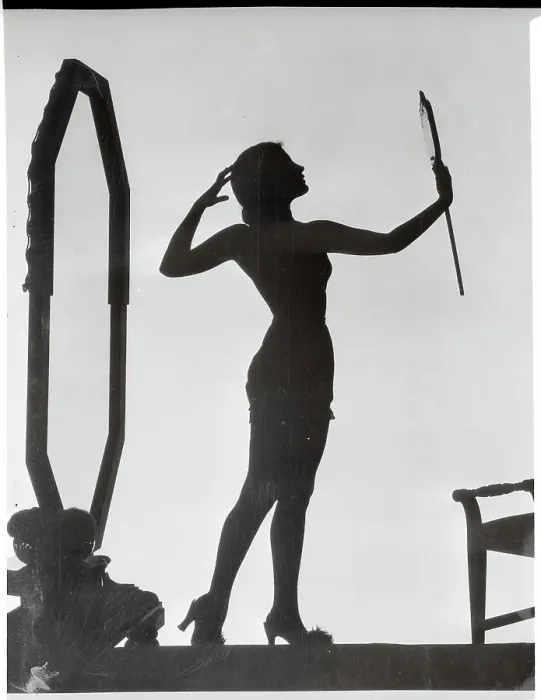 Framed Print : Silhouette of Doris Hill Framed Print : Silhouette of Doris Hill