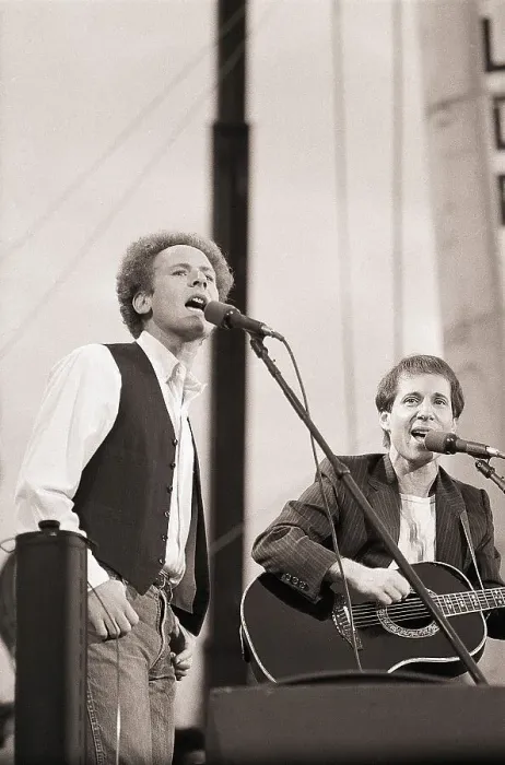 Framed Print : Simon and Garfunkel Performing on Stage Framed Print : Simon and Garfunkel Performing on Stage