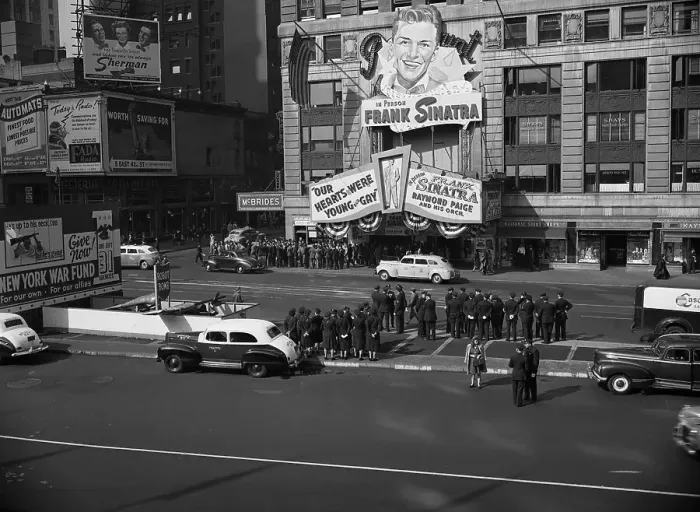 Framed Print : Sinatra Fans at Paramount Theater, Manhattan