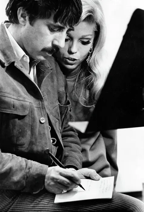 Framed Print : Singer Nancy Sinatra with songwriter and record producer Lee Hazelwood Framed Print : Singer Nancy Sinatra with songwriter and record producer Lee Hazelwood