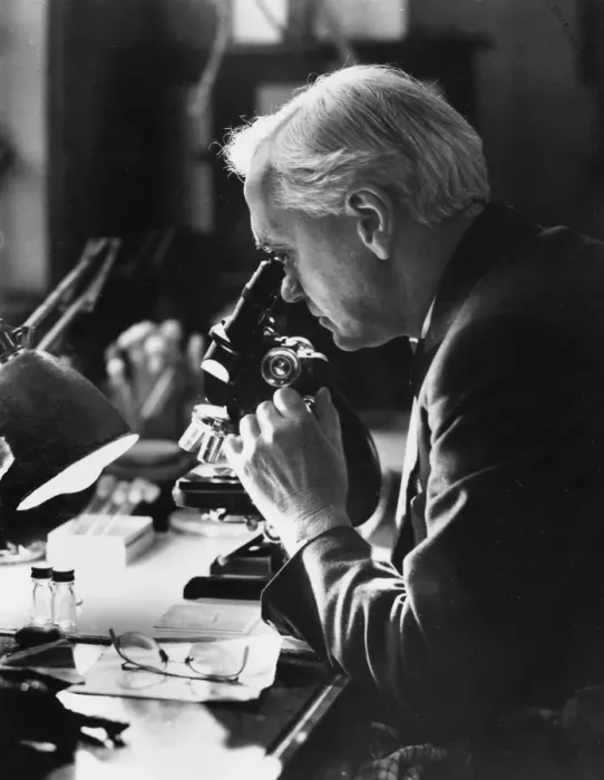 Framed Print : Sir Alexander Fleming Framed Print : Sir Alexander Fleming
