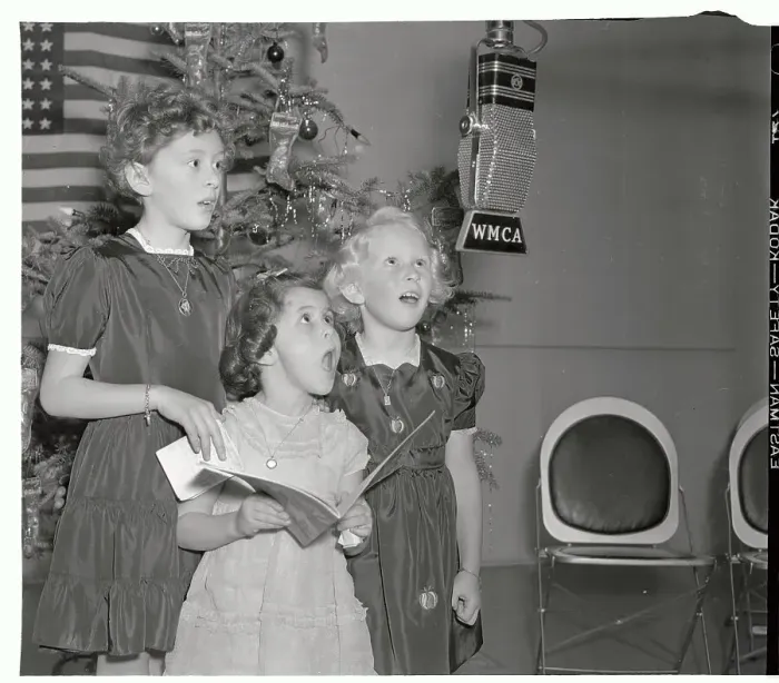 Framed Print : Sisters Singing Christmas Carols for War Efforts Framed Print : Sisters Singing Christmas Carols for War Efforts
