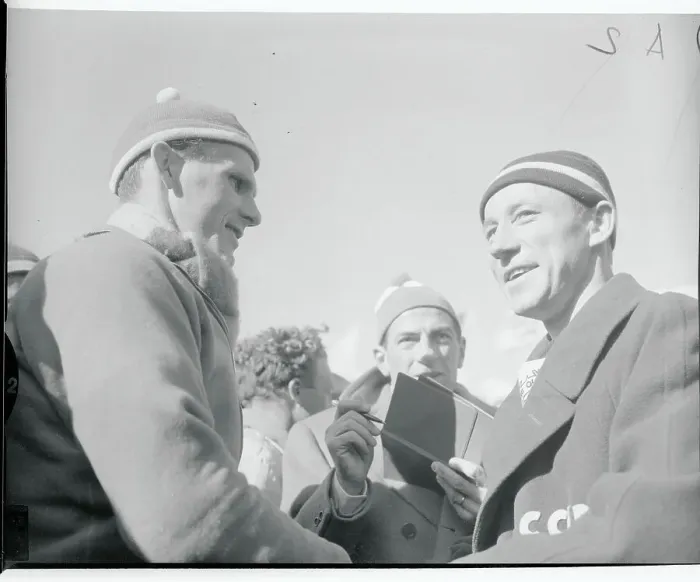 Framed Print : Sixten Jernberg Shaking Hands With Vladimir Kuzin Framed Print : Sixten Jernberg Shaking Hands With Vladimir Kuzin