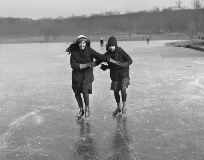 Framed Print : Skating In Van Cortlandt Park Framed Print : Skating In Van Cortlandt Park