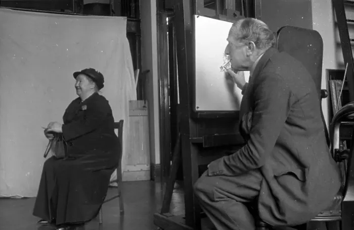Framed Print : Sketching A Model Framed Print : Sketching A Model