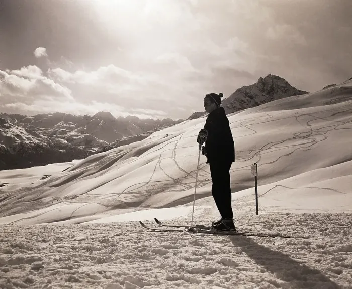 Framed Print : Skier on Level Part of Slope Framed Print : Skier on Level Part of Slope