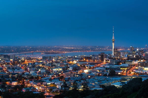 The sky tower and Auckland city
