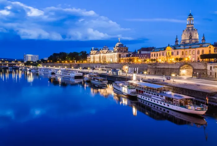 Framed Print : Skyline of Dresden on the Elbe river Framed Print : Skyline of Dresden on the Elbe river
