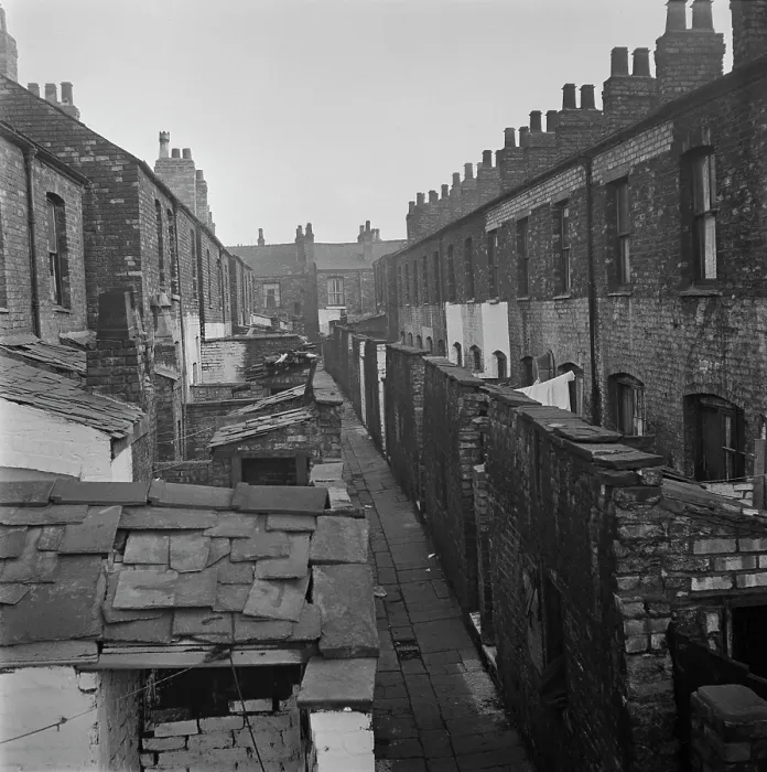 Framed Print : A Slum In Salford Framed Print : A Slum In Salford