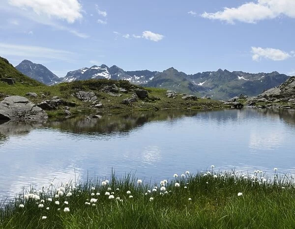 Small lake and mountains to the southwest, Schladminger Tauern mountain range, Styria, Austria, Europe