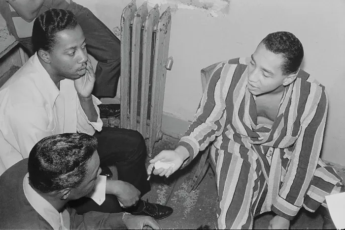 Framed Print : Smokey Robinson And the Temptations