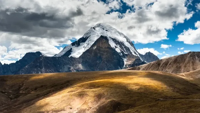 Framed Print : Snow mountain in Tibet Framed Print : Snow mountain in Tibet