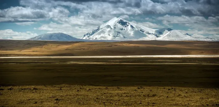 Framed Print : Snow mountain over Tibetan plateau Framed Print : Snow mountain over Tibetan plateau