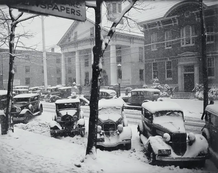 Framed Print : Snow Storm During Lindbergh Kidnapping Trial Framed Print : Snow Storm During Lindbergh Kidnapping Trial