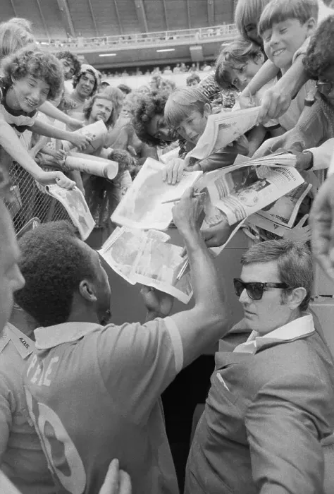 Framed Print : Soccer Star Pele Signing Autographs Framed Print : Soccer Star Pele Signing Autographs