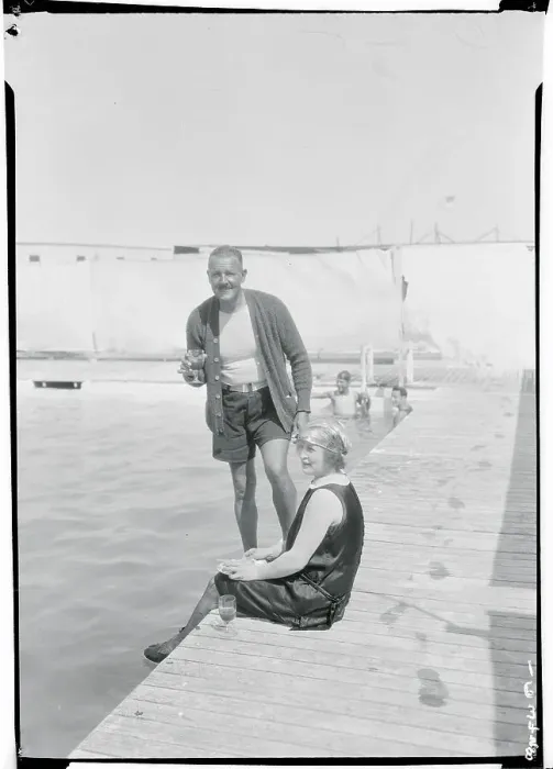 Framed Print : Socialite Friends Picnicking at Swimming Pool Framed Print : Socialite Friends Picnicking at Swimming Pool