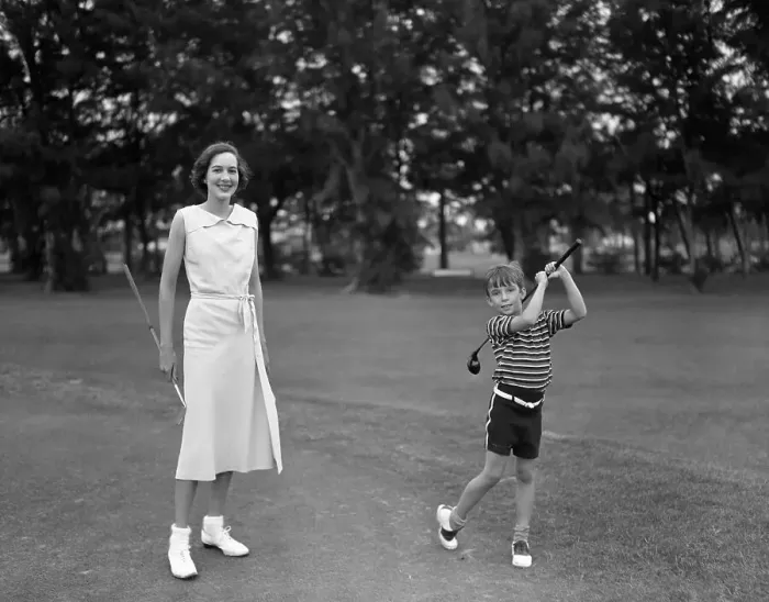 Framed Print : Socialite Golf Star Gives a Lesson Framed Print : Socialite Golf Star Gives a Lesson