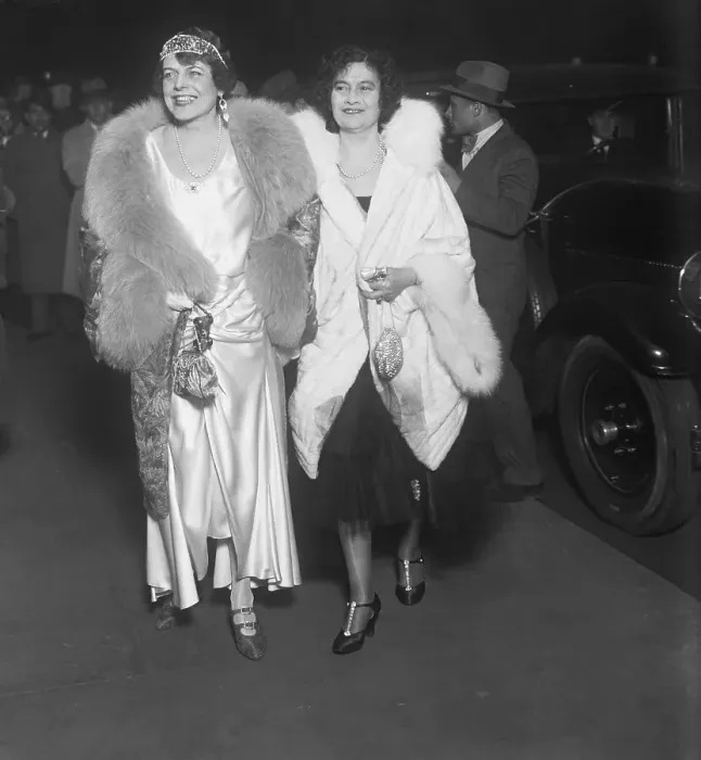 Framed Print : Society At Metropolitan Opera Opening Framed Print : Society At Metropolitan Opera Opening