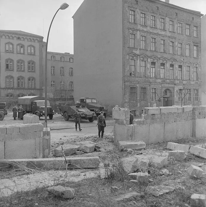 Framed Print : Soldiers Examining Broken Section of Berlin Wall Framed Print : Soldiers Examining Broken Section of Berlin Wall