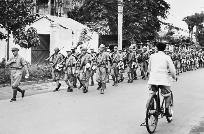 Framed Print : Soldiers Leave Guangzhou Framed Print : Soldiers Leave Guangzhou