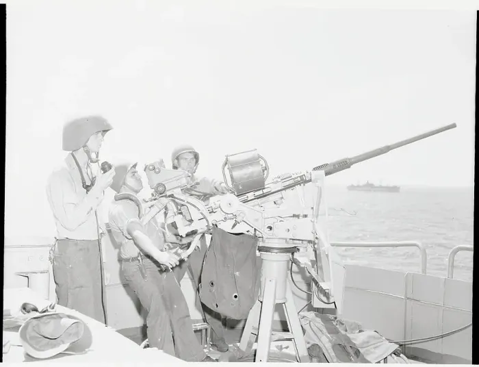 Framed Print : Soldiers Manning Large Gun Framed Print : Soldiers Manning Large Gun