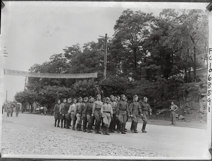 Framed Print : Soldiers Marching in Formation Framed Print : Soldiers Marching in Formation