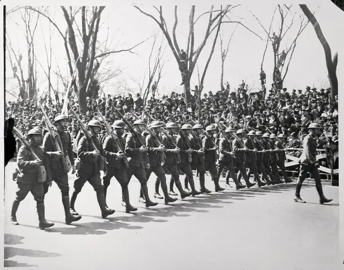 Framed Print : Us Soldiers Parade On Fifth Avenue Framed Print : Us Soldiers Parade On Fifth Avenue