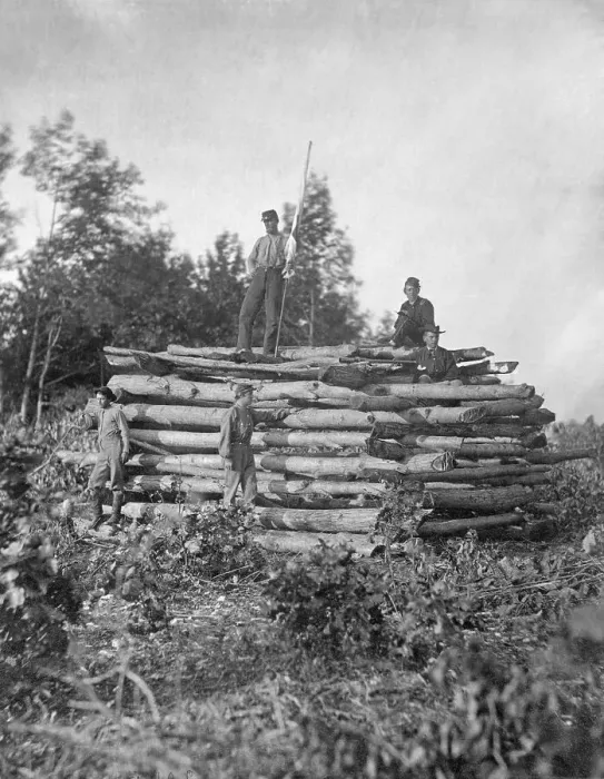 Framed Print : Soldiers Receiving Signal at Signal Tower