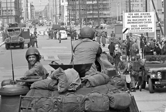 Framed Print : US Soldiers in Tank Look at East Berlin Framed Print : US Soldiers in Tank Look at East Berlin