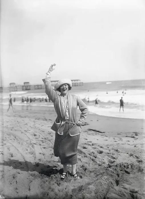 Framed Print : Songstress Frieda Hempel on the Beach Framed Print : Songstress Frieda Hempel on the Beach