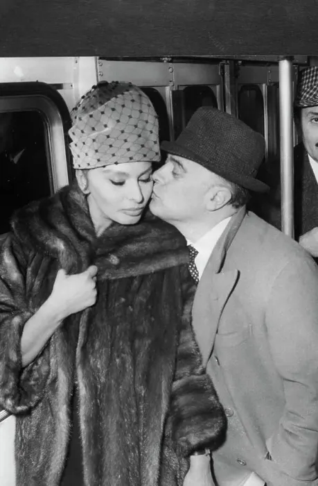 Framed Print : Sophia Loren and Husband at Premiere