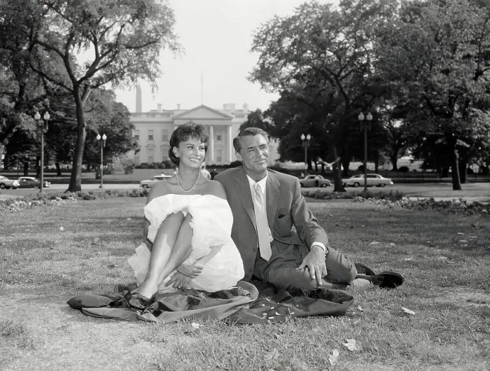 Framed Print : Sophia Loren at Park With Cary Grant Framed Print : Sophia Loren at Park With Cary Grant