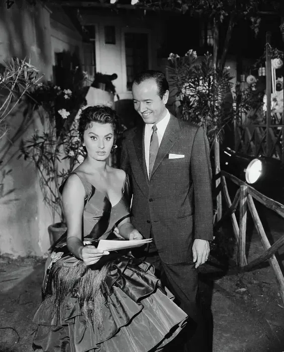 Framed Print : Sophia Loren and Vittorio De Sica on Set Framed Print : Sophia Loren and Vittorio De Sica on Set