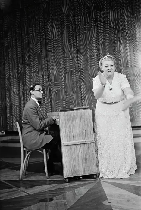 Framed Print : Sophie Tucker And Ted Shapiro Framed Print : Sophie Tucker And Ted Shapiro
