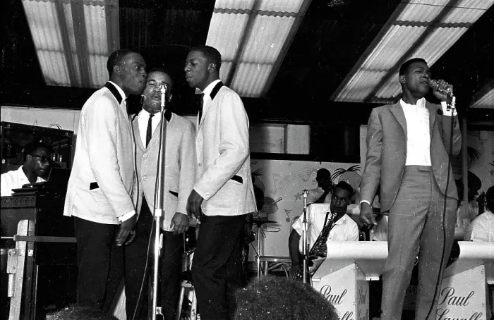 Framed Print : Soul Singer With The Spinners In NY Framed Print : Soul Singer With The Spinners In NY
