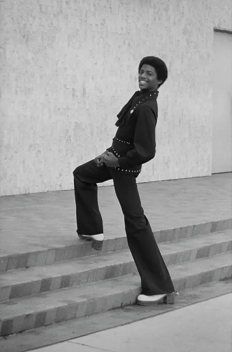 Framed Print : Soul Train Dancer Fashion shoot Framed Print : Soul Train Dancer Fashion shoot