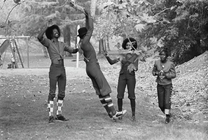 Framed Print : Soul Train Dancers Framed Print : Soul Train Dancers