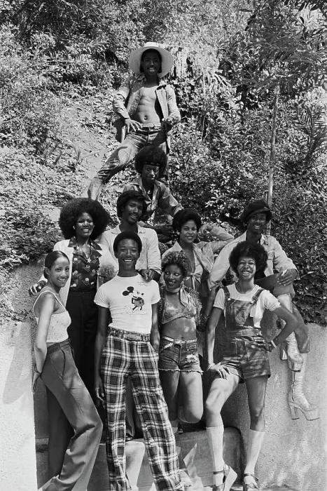 Framed Print : Soul Train Dancers